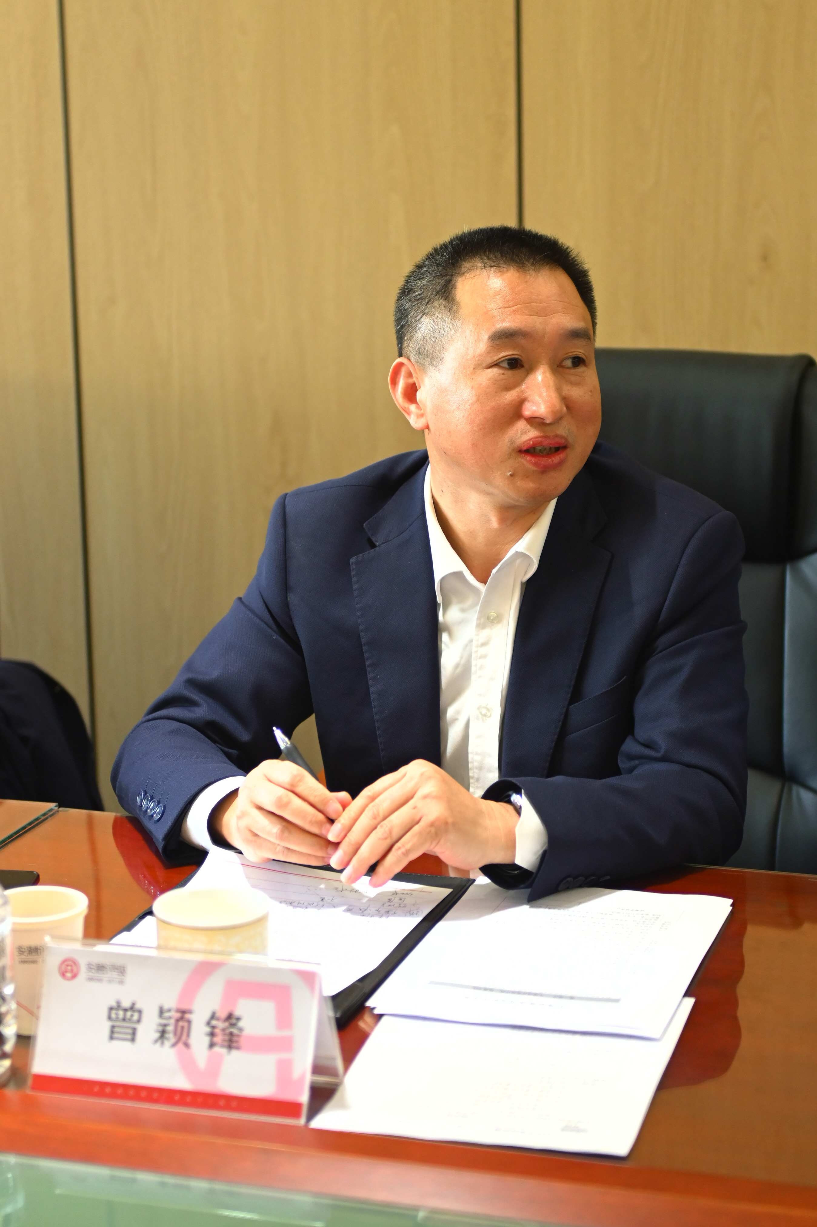 43点评曾颖锋_副本.jpg 43点评曾颖锋_副本.jpg