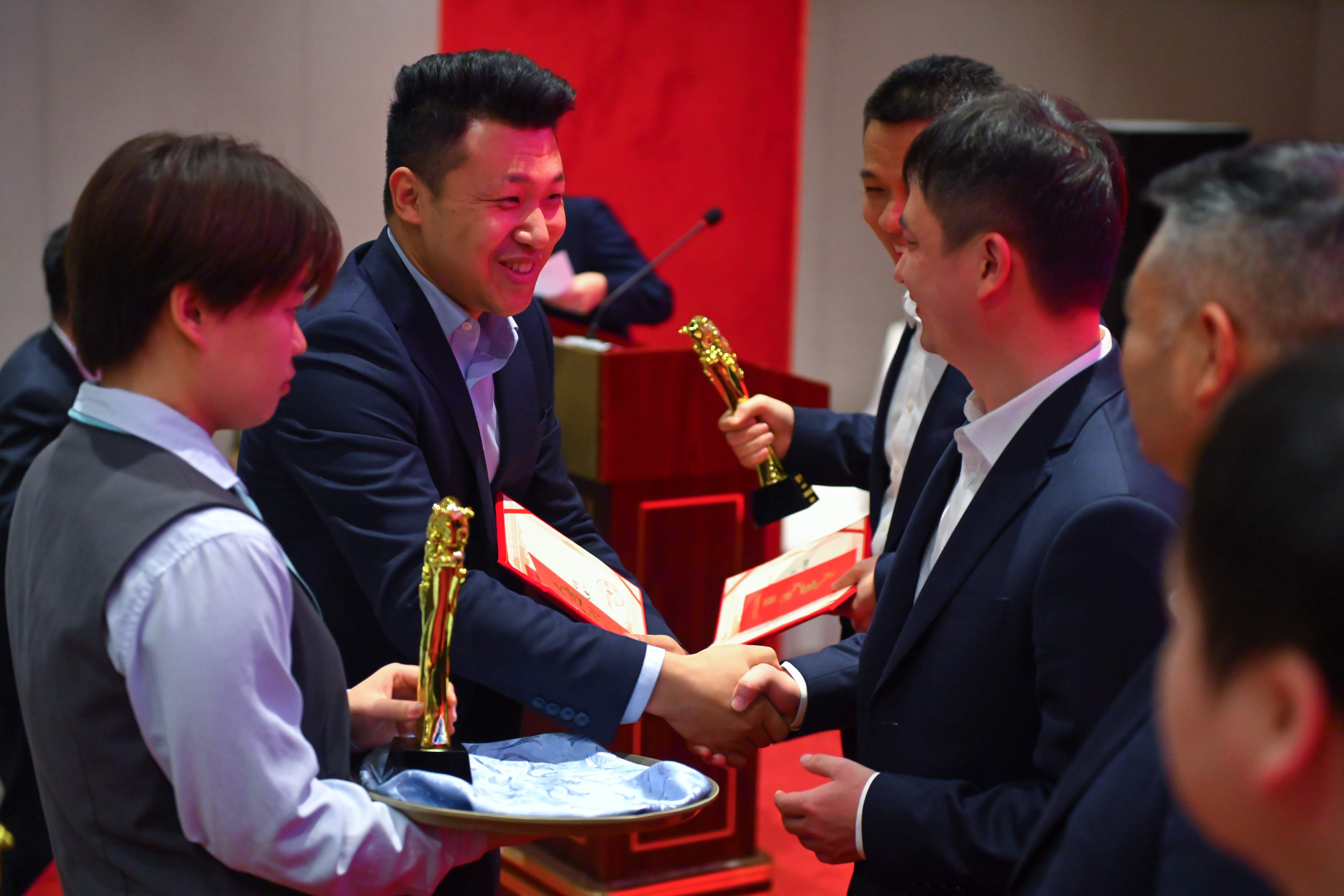 7-1优秀团队_副本.jpg 7-1优秀团队_副本.jpg