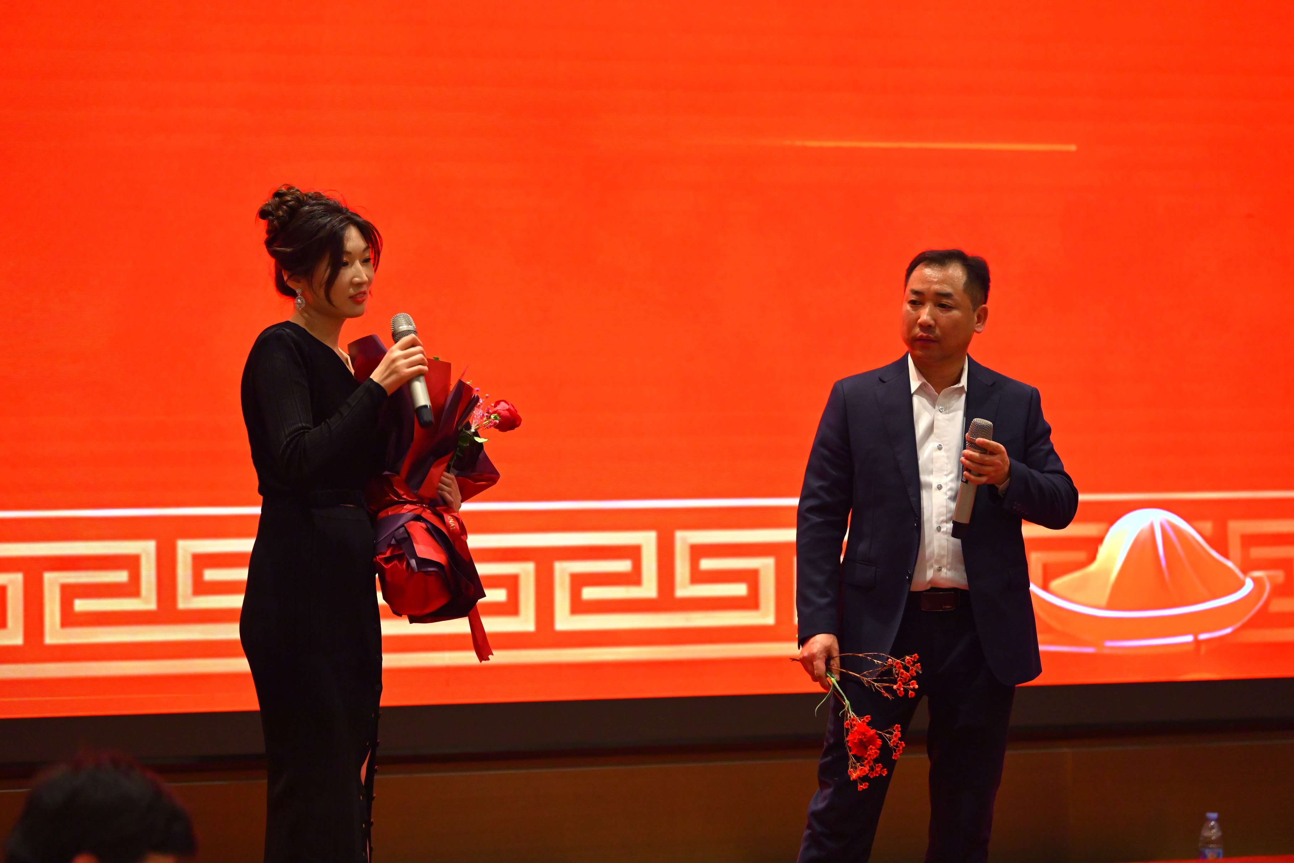 12萍聚和水晶_副本.jpg 12萍聚和水晶_副本.jpg