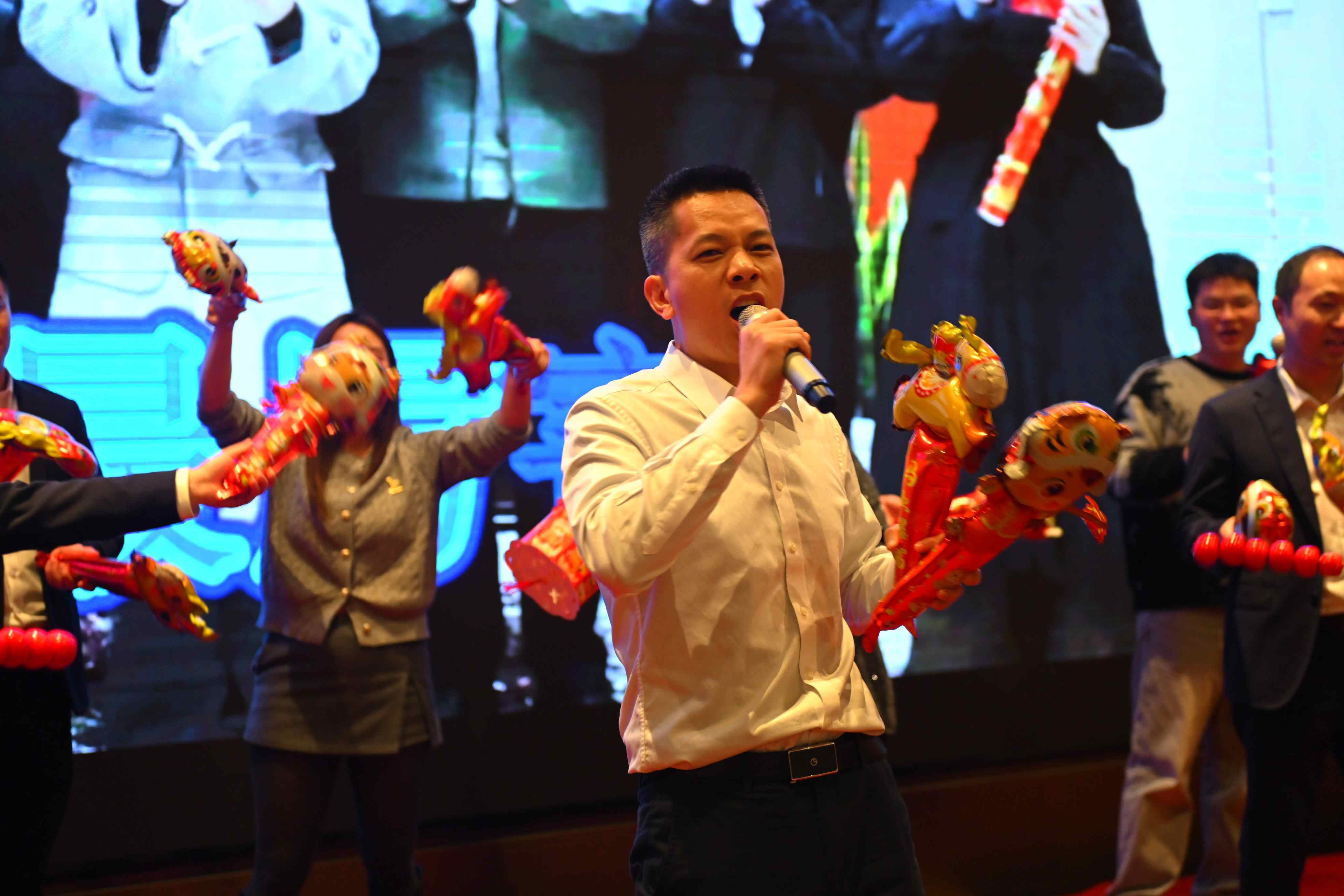 14安融发财_副本.jpg 14安融发财_副本.jpg